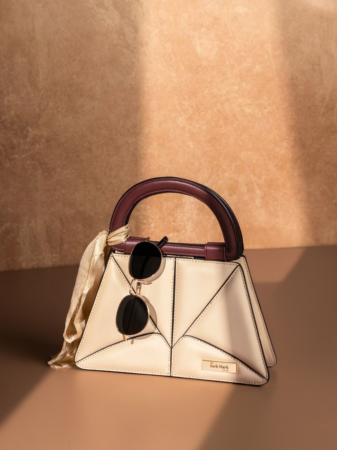 Oliver Triangle Bag